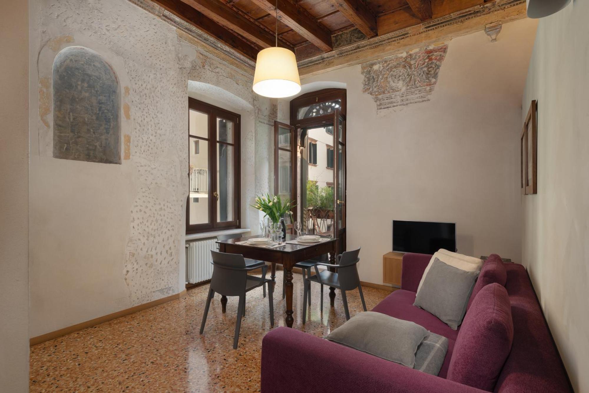 ורונה Residenza Roccamaggiore מראה חיצוני תמונה
