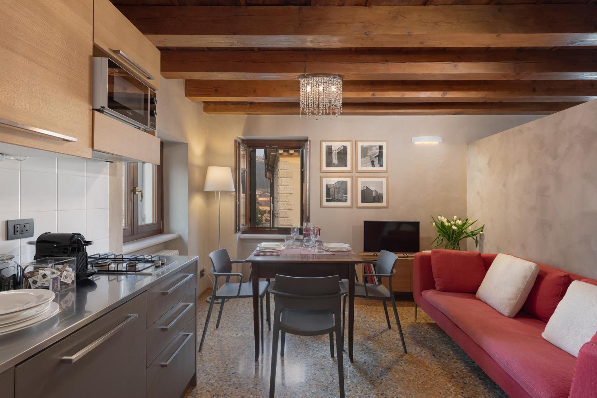 ורונה Residenza Roccamaggiore מראה חיצוני תמונה