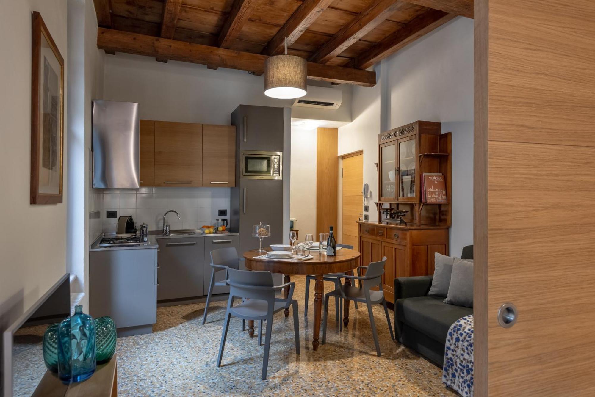 ורונה Residenza Roccamaggiore מראה חיצוני תמונה