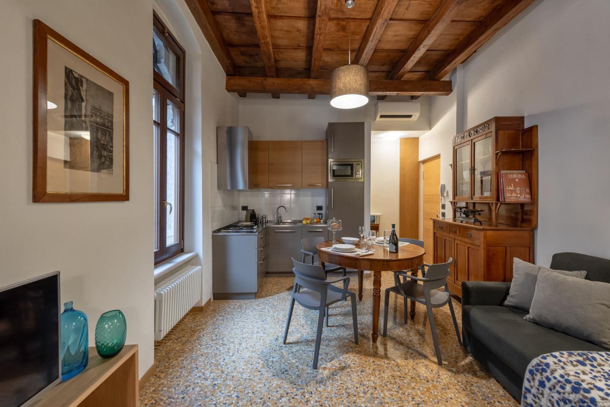 ורונה Residenza Roccamaggiore מראה חיצוני תמונה