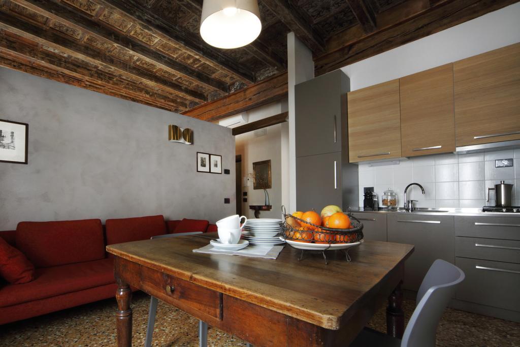 ורונה Residenza Roccamaggiore מראה חיצוני תמונה