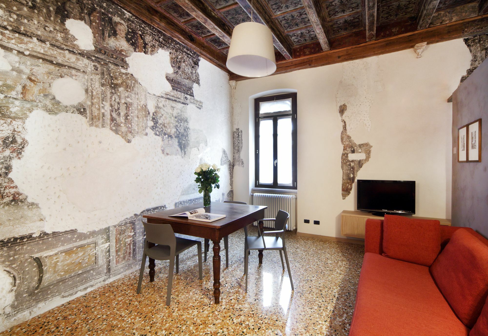 ורונה Residenza Roccamaggiore מראה חיצוני תמונה
